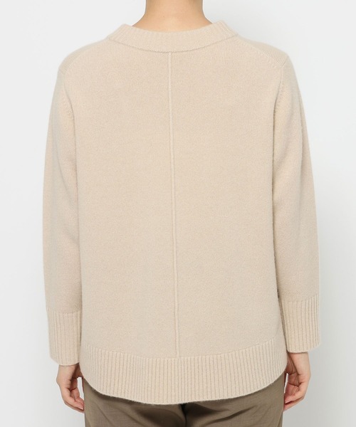 studio CLIP（スタディオクリップ）の「《ウタオ》AQUA Vネックプルオーバー（ニット/セーター・レディース・ライトブラウン/グレー/ライトベージュ・LARGE/MEDIUM）」の22枚目の写真