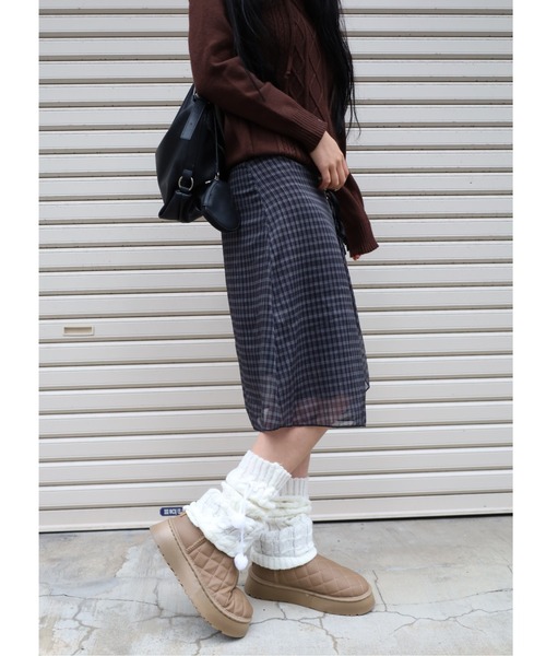 Vini（ヴィニ）の「ボンボン付きレッグウォーマー（レッグウォーマー・レディース・ホワイト/ブラック・FREE）」の6枚目の写真