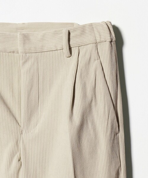 A DAY IN THE LIFE UNITED ARROWS（アデイインザライフユナイテッドアローズ）の「コーデュロイ タックスストレートパンツ ‐ウォッシャブル‐＜A DAY IN THE LIFE＞（その他パンツ・レディース・グレー系/ナチュラル/ブラック・38/40/36）」の12枚目の写真