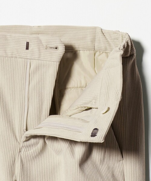 A DAY IN THE LIFE UNITED ARROWS（アデイインザライフユナイテッドアローズ）の「コーデュロイ タックスストレートパンツ ‐ウォッシャブル‐＜A DAY IN THE LIFE＞（その他パンツ・レディース・グレー系/ナチュラル/ブラック・38/40/36）」の13枚目の写真
