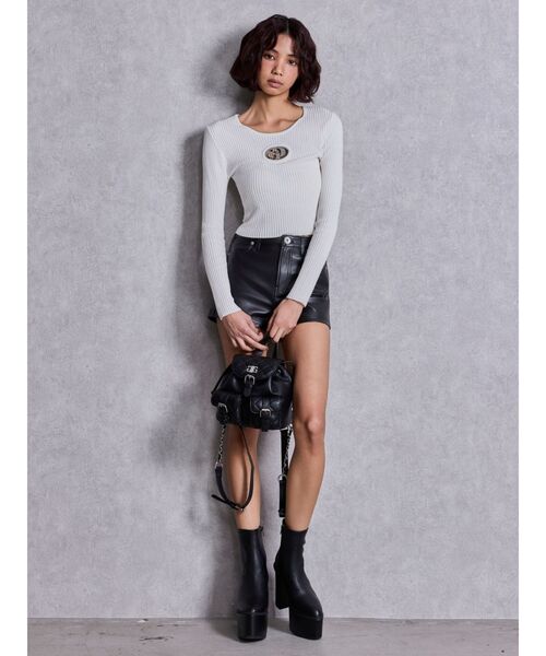 GYDA（ジェイダ）の「【ZOZO限定カラーあり】GD bijou MOLD ニットトップス（ニット/セーター・レディース・ブラウン/その他1/その他2/オフホワイト/ブラック/ネイビー/ピンク・FREE）」の9枚目の写真