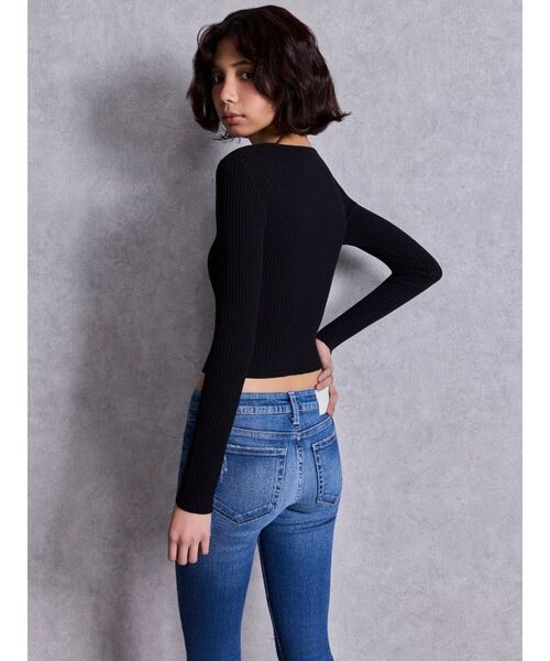 GYDA（ジェイダ）の「【ZOZO限定カラーあり】GD bijou MOLD ニットトップス（ニット/セーター・レディース・ブラウン/その他1/その他2/オフホワイト/ブラック/ネイビー/ピンク・FREE）」の13枚目の写真