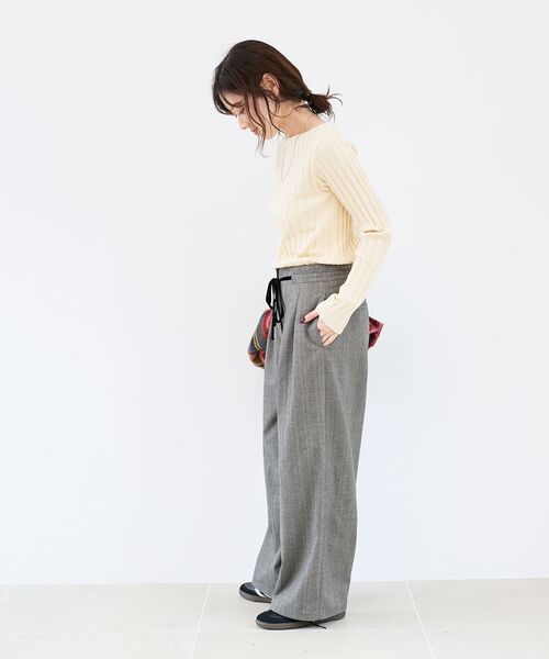 le.coeur blanc（ルクールブラン）の「ヘリンボーンベロアリボンパンツ（その他パンツ・レディース・グレー系その他/ブラウン系その他2・36/38）」の3枚目の写真
