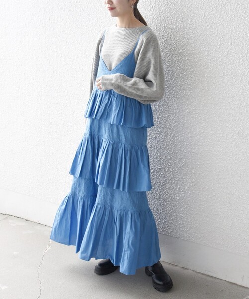 bon_meur(ボンミュール)の「bon_meur:〈洗濯機可能〉ロゴ エンブロイダリー ティアード キャミ ワンピース(ワンピース・レディース・ブルー/ナチュラル/ブラック・ONE SIZE)」の2枚目の写真