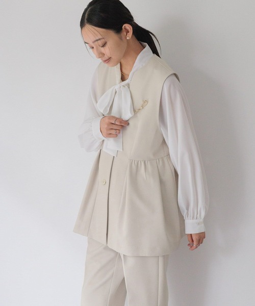 LOWRYS FARM（ローリーズファーム）の「ｄａｙｍｅジレ 628351（ベスト・レディース・ネイビー/アイボリー・LARGE/MEDIUM）」の12枚目の写真