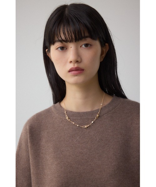AZUL by moussy（アズールバイマウジー）の「Uチェーンラインストーンネックレス（ネックレス・レディース・シルバー/ゴールド系その他・FREE）」の10枚目の写真