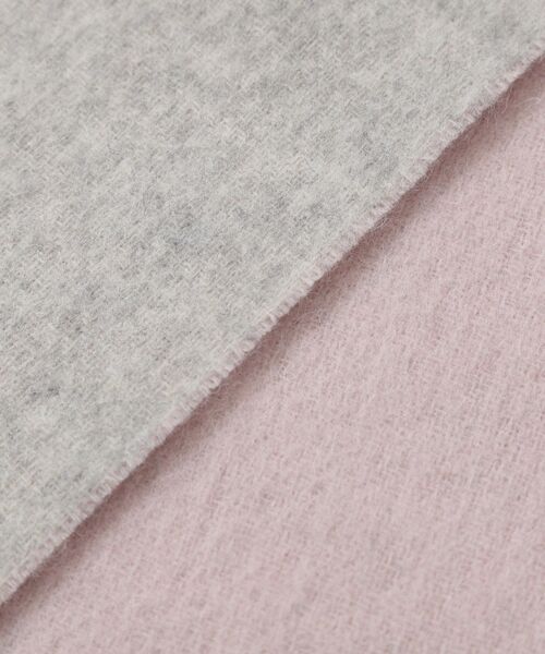 DRESSTERIOR(ドレステリア)の「カシミヤ混リバーシブルバイカラーストール(ストール/ショール・レディース・ライトグレー系9/ピンク/サックスブルー・00)」の7枚目の写真