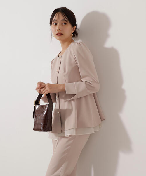 PROPORTION BODY DRESSING(プロポーションボディドレッシング)の「ペプラムジャケット / 1216155001(セットアップ・レディース・ベージュ/ブラック・MEDIUM/P/S/SMALL)」の17枚目の写真