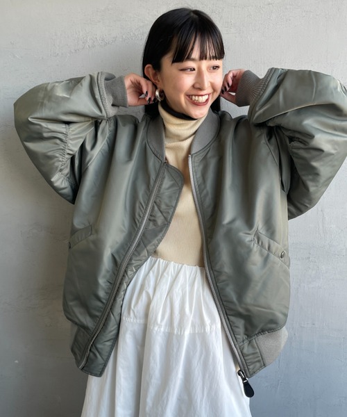 JEANS FACTORY Clothes（ジーンズファクトリークローズ）の「[Jeans Factory Clothes/ジーンズファクトリークローズ] ビッグシルエットMA-1 ミリタリージャケット（MA-1・レディース・ブラック/モスグリーン・S/M/L/XL）」の19枚目の写真