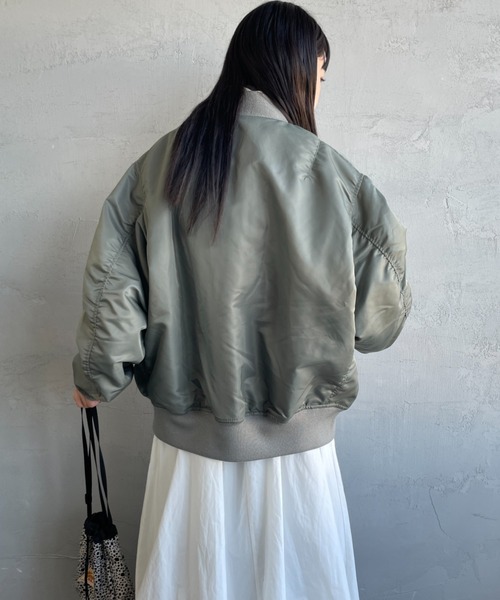 JEANS FACTORY Clothes（ジーンズファクトリークローズ）の「[Jeans Factory Clothes/ジーンズファクトリークローズ] ビッグシルエットMA-1 ミリタリージャケット（MA-1・レディース・ブラック/モスグリーン・S/M/L/XL）」の22枚目の写真