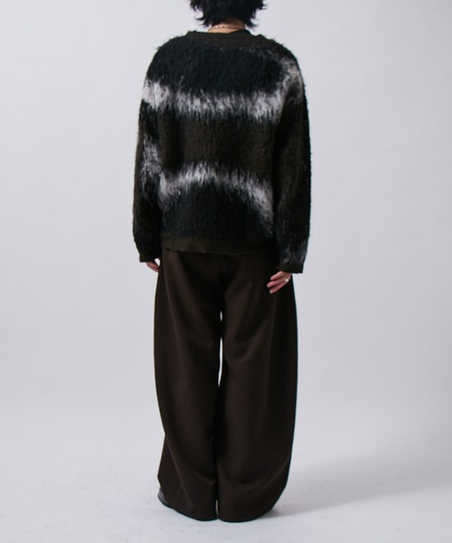 Lui's(ルイス)の「ベルテッドダブルクロスバルーンカーブスラックスパンツ(スラックス・メンズ・チャコールグレー/ブラック/グレー・S/M)」の17枚目の写真