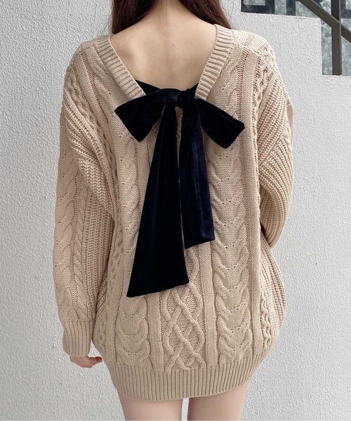 INGNI（イング）の「バックベロアリボンケーブルチュニックニット（ニット/セーター・レディース・アイボリー系3/チャコールグレー×ブラック/ワイン系4/ベージュ系2・M）」の3枚目の写真