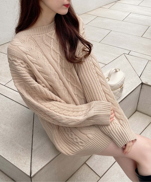 INGNI（イング）の「バックベロアリボンケーブルチュニックニット（ニット/セーター・レディース・アイボリー系3/チャコールグレー×ブラック/ワイン系4/ベージュ系2・M）」の21枚目の写真