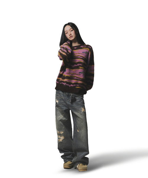 NOT4NERD（ノットフォーナード）の「Destroyed Sand Washed Semi Flare Fit Denim Pants - Deep Blue（デニムパンツ・レディース・その他・SMALL/MEDIUM/LARGE/X-LARGE）」の5枚目の写真