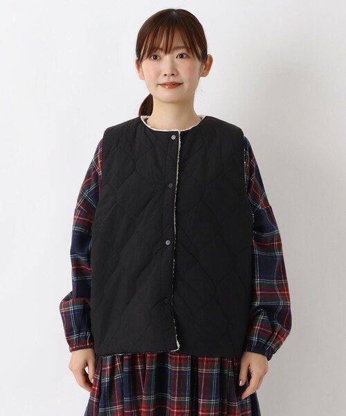 one'sterrace(ワンズテラス)の「裏シープキルティングベスト(その他アウター・レディース・ブラウン系8/ブラック系8・02)」の3枚目の写真