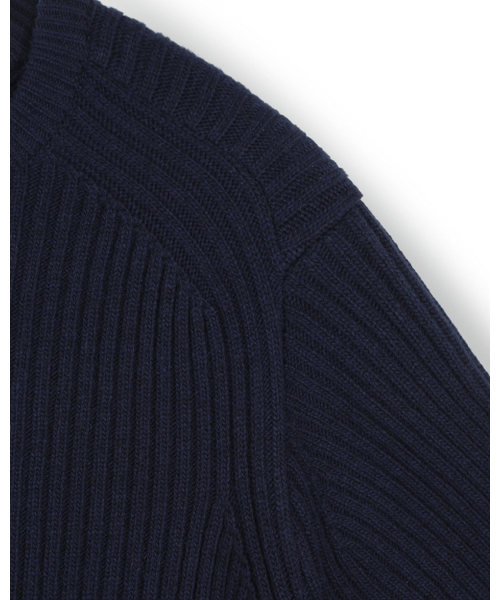 BESLOW(ビースロー)の「CASHMERE BLENDED SLIM FIT CREW NECK KNIT NAVY(ニット/セーター・メンズ・その他・SMALL/MEDIUM/LARGE/X-LARGE)」の3枚目の写真