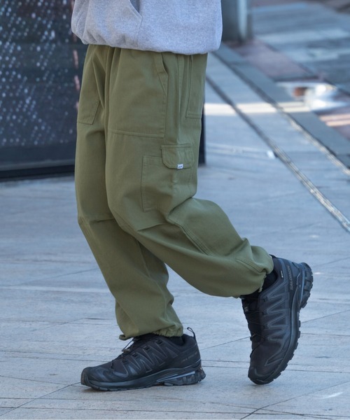 MAISON CLUB(メゾンクラブ)の「【MAISON CLUB】Basic Military CargoPants. Type M-65/M-47/Work Painter ワイドカーゴパンツ(カーゴパンツ・メンズ・ダークインディゴブルー/ブラック系7/チャコールグレー/ブラック/ブラウン系その他2/ブラック系その他5/ブラック系その他/グレー/ブラック系その他6/ブラウン/ダークグレー/ベージュ/インディゴブルー/サックスブルー/カーキ系5/グレー系その他/カーキ/カーキ系4/グレー系その他2/カーキ系/グレー系その他4/カーキ系6/ネイビー系2/ネイビー/ホワイト/ライトグレー・7/8/6/5/3/ 8/4)」の19枚目の写真