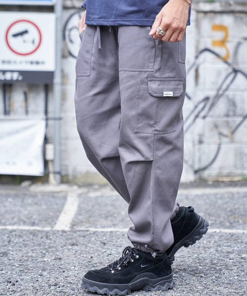 MAISON CLUB(メゾンクラブ)の「【MAISON CLUB】Basic Military CargoPants. Type M-65/M-47/Work Painter ワイドカーゴパンツ(カーゴパンツ・メンズ・ダークインディゴブルー/ブラック系7/チャコールグレー/ブラック/ブラウン系その他2/ブラック系その他5/ブラック系その他/グレー/ブラック系その他6/ブラウン/ダークグレー/ベージュ/インディゴブルー/サックスブルー/カーキ系5/グレー系その他/カーキ/カーキ系4/グレー系その他2/カーキ系/グレー系その他4/カーキ系6/ネイビー系2/ネイビー/ホワイト/ライトグレー・7/8/6/5/3/ 8/4)」の9枚目の写真