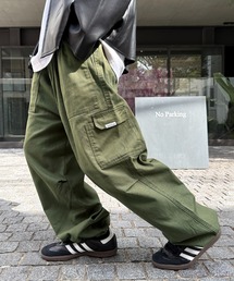 カーゴパンツ（グリーン・カーキ/緑色系・バックプリント