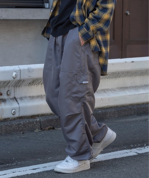 MAISON CLUB(メゾンクラブ)の「【MAISON CLUB】Basic Military CargoPants. Type M-65/M-47/Work Painter ワイドカーゴパンツ(カーゴパンツ・メンズ・ダークインディゴブルー/ブラック系7/チャコールグレー/ブラック/ブラウン系その他2/ブラック系その他5/ブラック系その他/グレー/ブラック系その他6/ブラウン/ダークグレー/ベージュ/インディゴブルー/サックスブルー/カーキ系5/グレー系その他/カーキ/カーキ系4/グレー系その他2/カーキ系/グレー系その他4/カーキ系6/ネイビー系2/ネイビー/ホワイト/ライトグレー・7/8/6/5/3/ 8/4)」の12枚目の写真