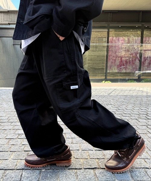 MAISON CLUB(メゾンクラブ)の「【MAISON CLUB】Basic Military CargoPants. Type M-65/M-47/Work Painter ワイドカーゴパンツ(カーゴパンツ・メンズ・ダークインディゴブルー/ブラック系7/チャコールグレー/ブラック/ブラウン系その他2/ブラック系その他5/ブラック系その他/グレー/ブラック系その他6/ブラウン/ダークグレー/ベージュ/インディゴブルー/サックスブルー/カーキ系5/グレー系その他/カーキ/カーキ系4/グレー系その他2/カーキ系/グレー系その他4/カーキ系6/ネイビー系2/ネイビー/ホワイト/ライトグレー・7/8/6/5/3/ 8/4)」の1枚目の写真