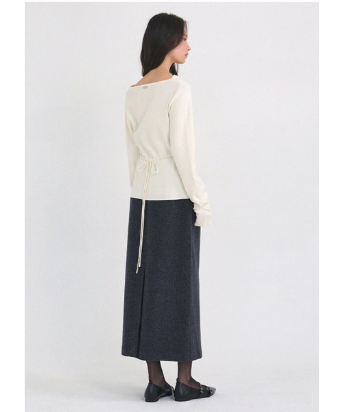 MICANE(ミケーネ)の「セイディカウルネックストラップニット(ニット/セーター・レディース・グレー/クリーム・SMALL/MEDIUM/LARGE/X-LARGE)」の7枚目の写真