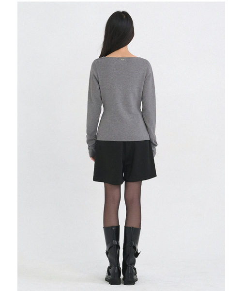 MICANE(ミケーネ)の「セイディカウルネックストラップニット(ニット/セーター・レディース・グレー/クリーム・SMALL/MEDIUM/LARGE/X-LARGE)」の16枚目の写真