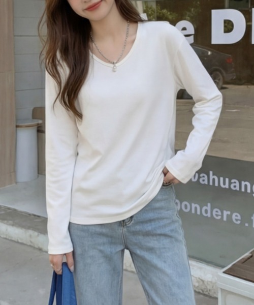 cammie（キャミー）の「クルーネックシンプルトップス（Tシャツ/カットソー・レディース・ホワイト/ブラック・M/L）」の4枚目の写真