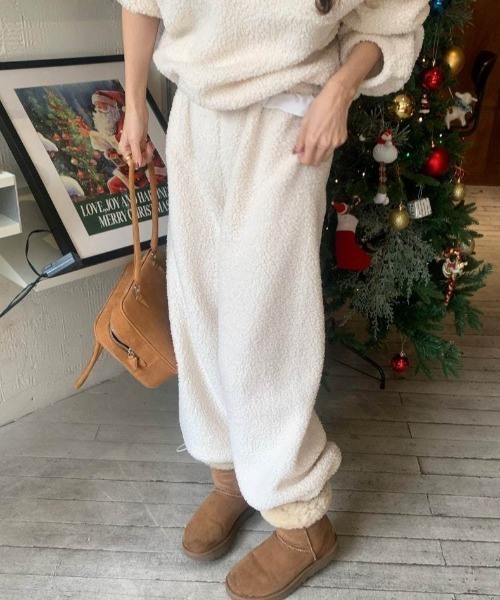 FREE STYLISTS(フリー スタイリスト)の「YUGA_YGMC Boa sweat top and pants set(セットアップ・レディース・キャメル/ブラック/オフホワイト・FREE)」の13枚目の写真