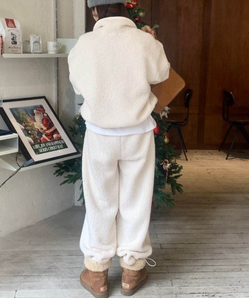 FREE STYLISTS(フリー スタイリスト)の「YUGA_YGMC Boa sweat top and pants set(セットアップ・レディース・キャメル/ブラック/オフホワイト・FREE)」の6枚目の写真