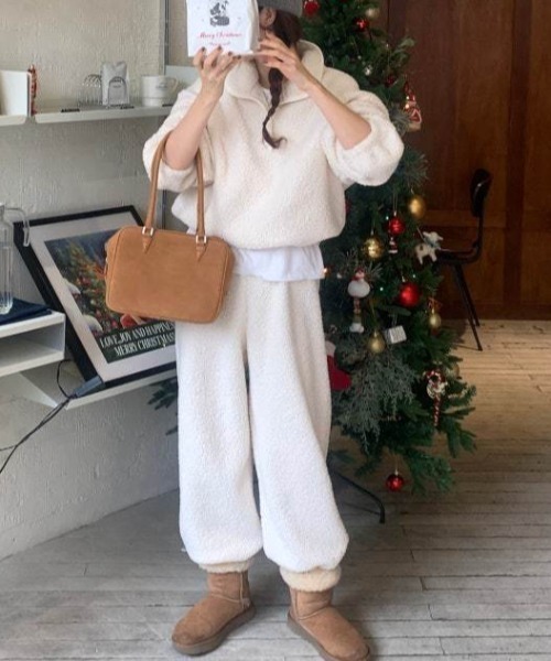 FREE STYLISTS(フリー スタイリスト)の「YUGA_YGMC Boa sweat top and pants set(セットアップ・レディース・キャメル/ブラック/オフホワイト・FREE)」の7枚目の写真