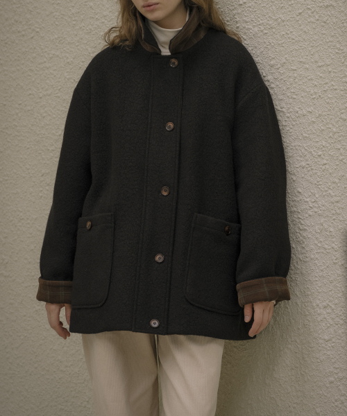 KNOWNBETTER（ノウンベター）の「Wool blend roll-up check half Coat [KNFW05CT03]_[2color]（チェスターコート・レディース・ブラック/ブラウン・FREE）」の8枚目の写真