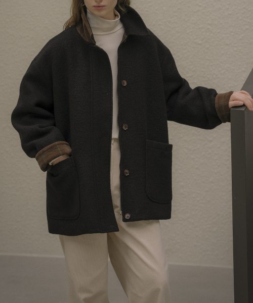 KNOWNBETTER（ノウンベター）の「Wool blend roll-up check half Coat [KNFW05CT03]_[2color]（チェスターコート・レディース・ブラック/ブラウン・FREE）」の9枚目の写真