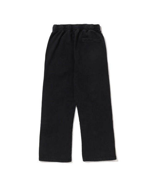 A BATHING APE(アベイシングエイプ)の「ONE POINT GARMENT DYE RELAXED FIT SWEATPANTS(スウェットパンツ・メンズ・ブラック・MEDIUM/SMALL/X-LARGE/LARGE)」の2枚目の写真
