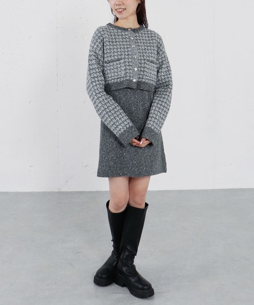 archives（アルシーヴ）の「ツイードニットカーディガン×ミニキャミワンピＳＥＴ（ワンピース・レディース・グレー/アイボリー/チャコールグレー・MEDIUM）」の2枚目の写真