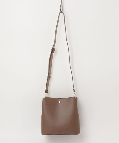 Legato Largo（レガートラルゴ）の「"02"≪Legato Largo≫たすかるっかばん 3ポケット 2WAY ショルダーバッグ（ショルダーバッグ・レディース・ライトグレー/モカ/ブラック/グレイッシュベージュ・ONE SIZE）」の3枚目の写真