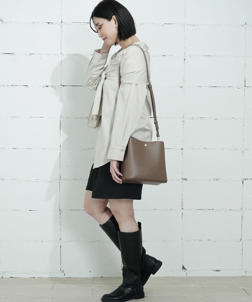 Legato Largo(レガートラルゴ)の「"02"≪Legato Largo≫たすかるっかばん 3ポケット 2WAY ショルダーバッグ(ショルダーバッグ・レディース・ライトグレー/モカ/ブラック/グレイッシュベージュ/バーガンディー・ONE SIZE)」の10枚目の写真