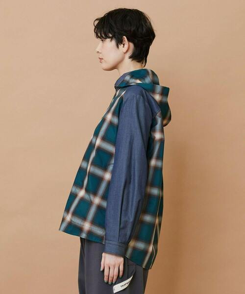 FRAPBOIS（フラボア）の「オンブレー ブルゾン（シャツ/ブラウス・レディース・グリーン/ベージュ・2/1）」の3枚目の写真