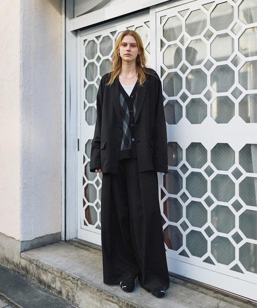 ROCHEM（ローシェン）の「【セットアップ2点セット】シングルブレストテーラードジャケット+ディープタックワイドバギースラックス（セットアップ・メンズ・ブラック/グレイッシュベージュ/チャコール・XS/S/M/L）」の15枚目の写真