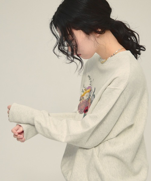 eL(エル)の「【eL】Fower Photo Sweat/641225(スウェット・レディース・ネイビー系/ホワイト系その他・FREE)」の9枚目の写真