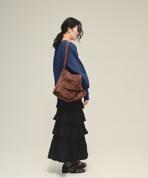 eL(エル)の「【eL】Fower Photo Sweat/641225(スウェット・レディース・ネイビー系/ホワイト系その他・FREE)」の11枚目の写真