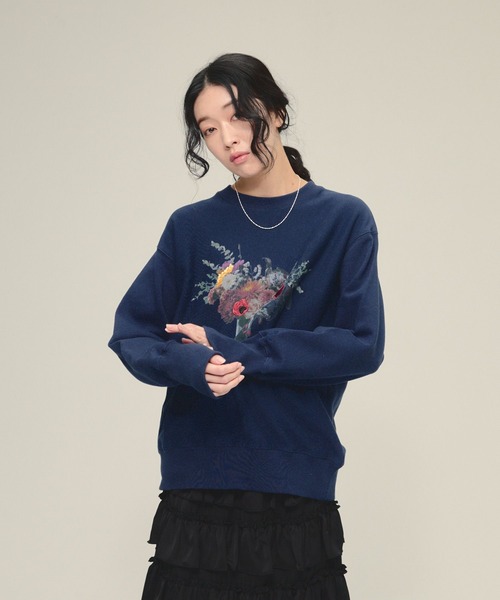 eL(エル)の「【eL】Fower Photo Sweat/641225(スウェット・レディース・ネイビー系/ホワイト系その他・FREE)」の13枚目の写真
