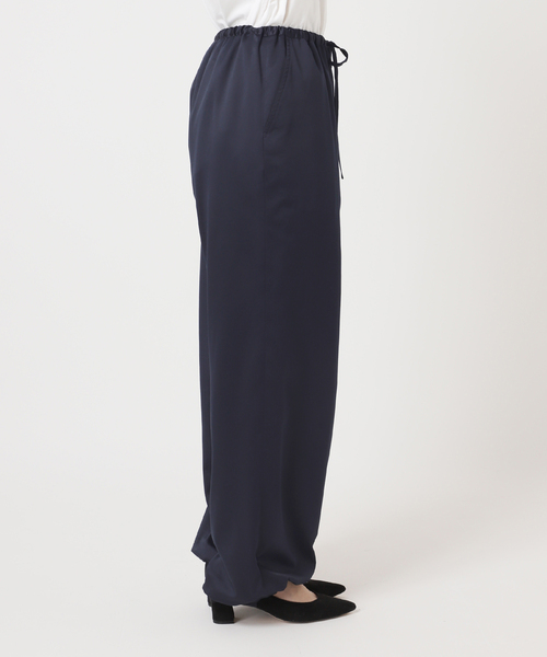 CITYSHOP（シティーショップ）の「SATIN EASY パンツ（その他パンツ・レディース・ベージュ/ネイビー・36/38）」の15枚目の写真