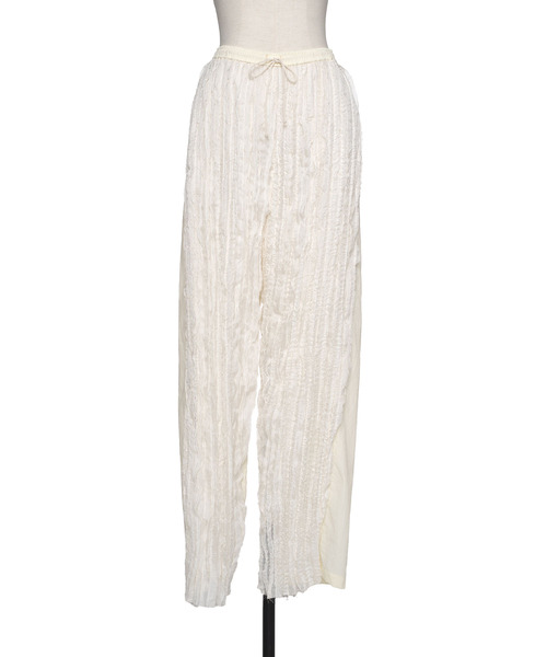 muller of yoshiokubo（ミュラーオブヨシオクボ）の「muller of yoshiokubo ミュラーオブヨシオクボ / RUFFLE CHIFFON PANTS ラッフルフリンジシフォンパンツ / MLS26410（その他パンツ・レディース・ブラック/アイボリー/ブルー・36）」の15枚目の写真