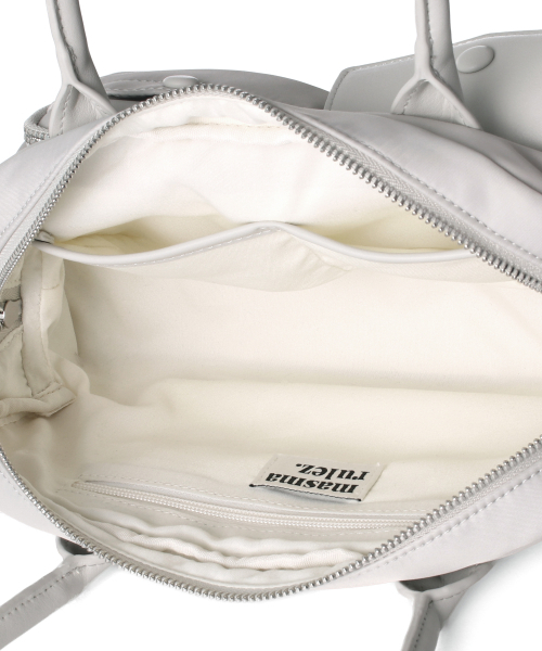 MASMARULEZ（マスマルールズ）の「[INT] Chaming Nylon shoulder bag_Silver gray（ショルダーバッグ・レディース・その他・FREE）」の11枚目の写真