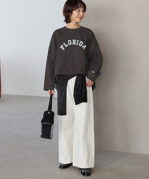 Champion(チャンピオン)の「別注【Champion/チャンピオン】16s/1 Jersey L/S Bleach Wash:カットソー(Tシャツ/カットソー・レディース・ブラック系その他/ベージュ/ライトグレー・FREE)」の4枚目の写真