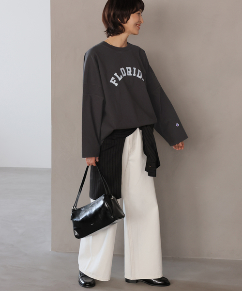 Champion(チャンピオン)の「別注【Champion/チャンピオン】16s/1 Jersey L/S Bleach Wash:カットソー(Tシャツ/カットソー・レディース・ブラック系その他/ベージュ/ライトグレー・FREE)」の5枚目の写真