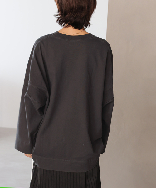 Champion(チャンピオン)の「別注【Champion/チャンピオン】16s/1 Jersey L/S Bleach Wash:カットソー(Tシャツ/カットソー・レディース・ブラック系その他/ベージュ/ライトグレー・FREE)」の10枚目の写真