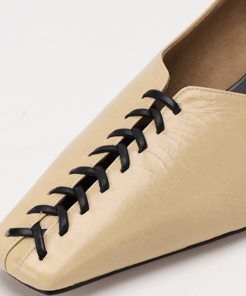 GRISE（グリーズ）の「《追加》GRISE4cmレザーBRAIDEDパンプス（パンプス・レディース・ブラック/ベージュ/ゴールド・22cm/22.5cm/23cm/23.5cm/24cm/24.5cm/25cm）」の17枚目の写真