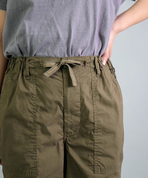 OMNIGOD（オムニゴッド）の「[OMNIGOD womens / オムニゴッド] NCウェザー イージーベーカーショートパンツ（その他パンツ・レディース・オリーブ/ベージュ・1）」の17枚目の写真